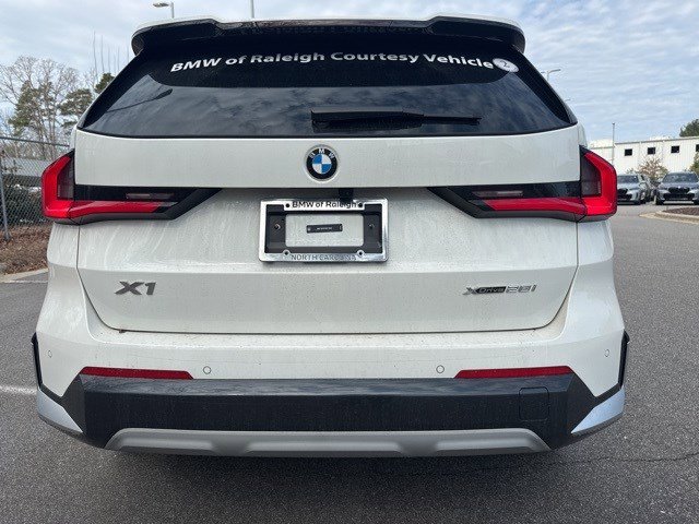 Certified 2025 BMW X1 xDrive28i w/ Technology Package image 14