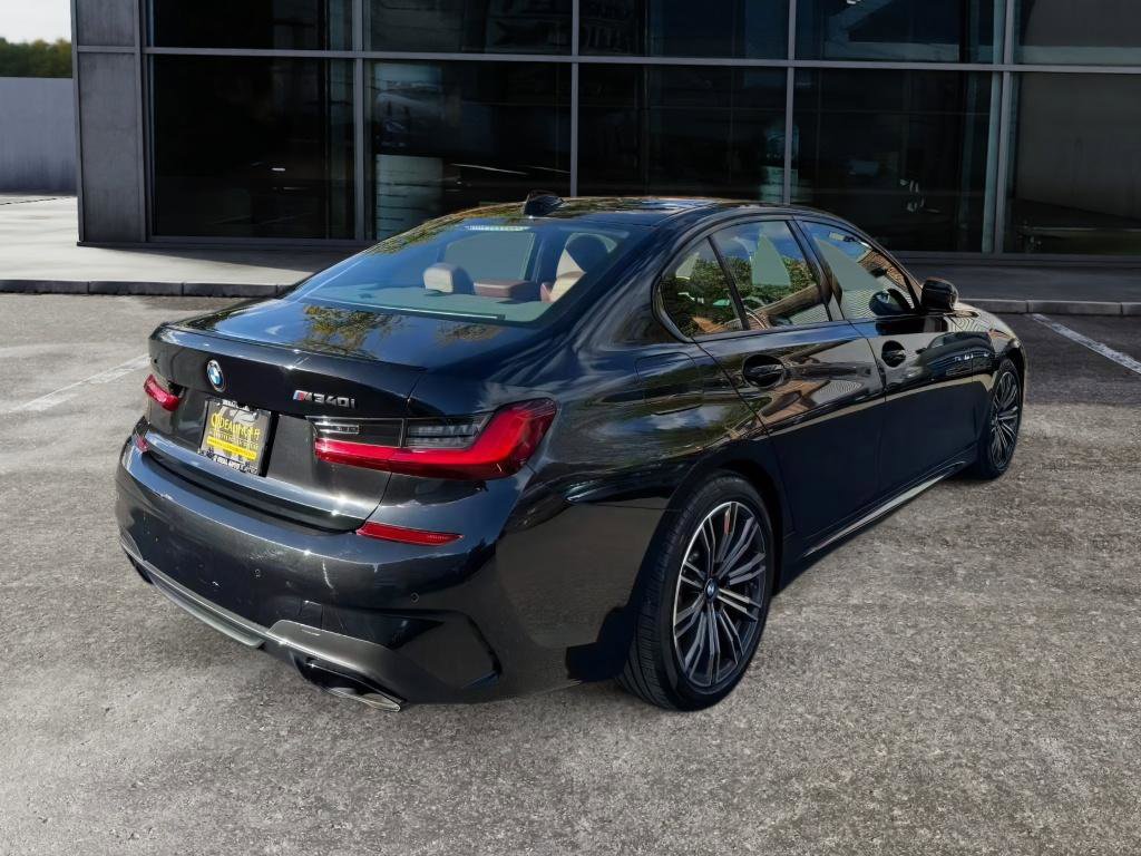 Used 2022 BMW M340i xDrive w/ Premium Package image 5