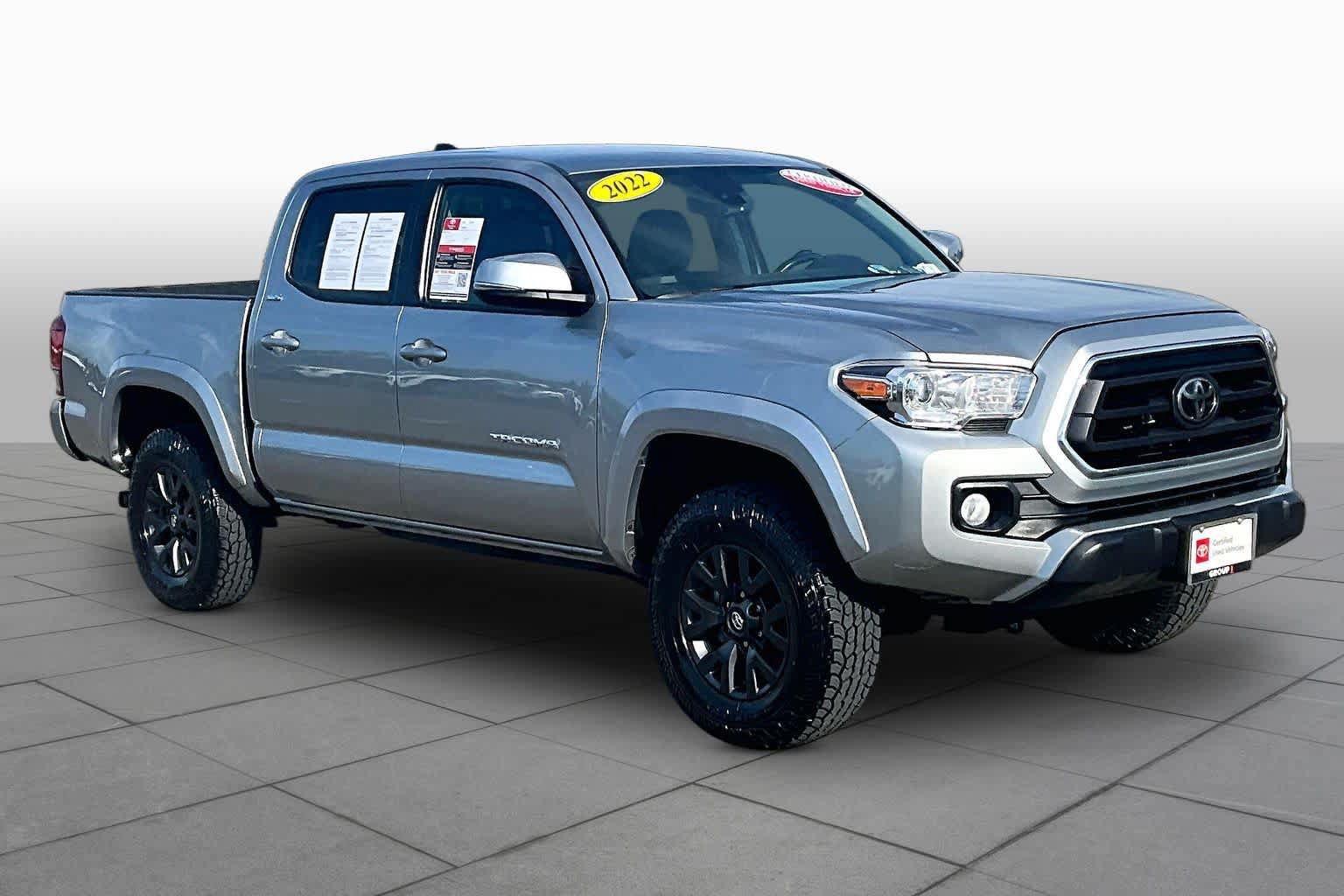 Used 2022 Toyota Tacoma SR5 w/ Technology Package AWD/4WD image 2