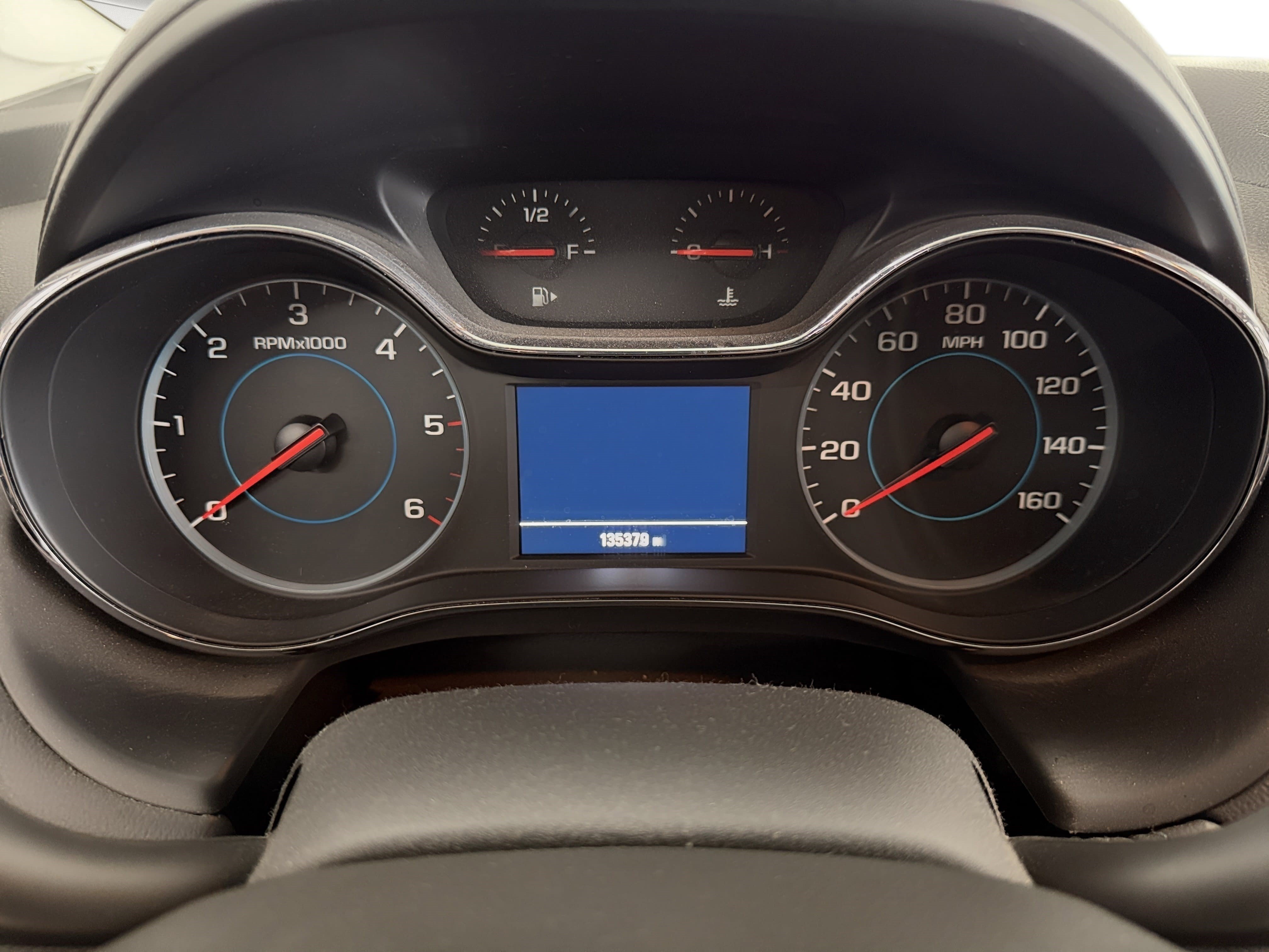 Used 2018 Chevrolet Cruze LT w/ Leather Package FWD image 26