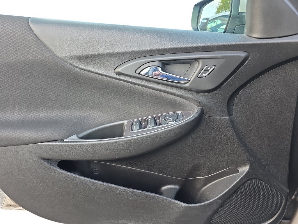Used 2022 Chevrolet Malibu LT FWD image 27