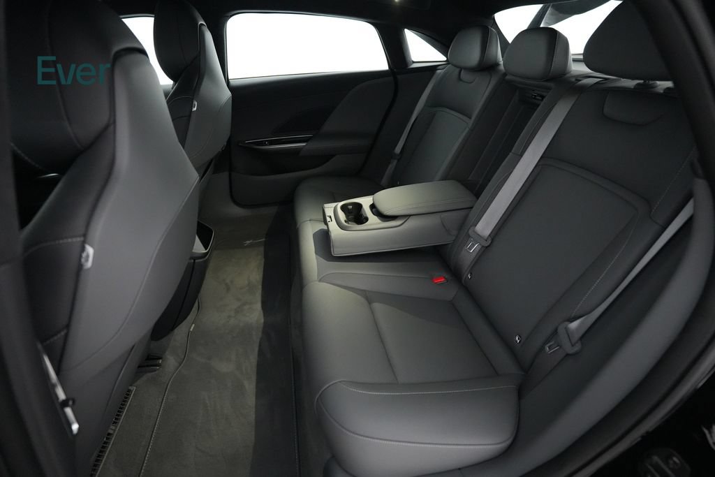 Used 2024 Lucid Air Touring AWD/4WD image 22