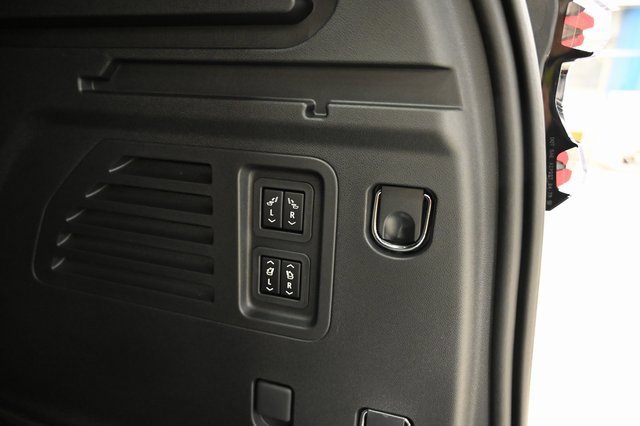 New 2026 GMC Acadia Denali Ultimate w/ LPO, Floor Liner Package image 32