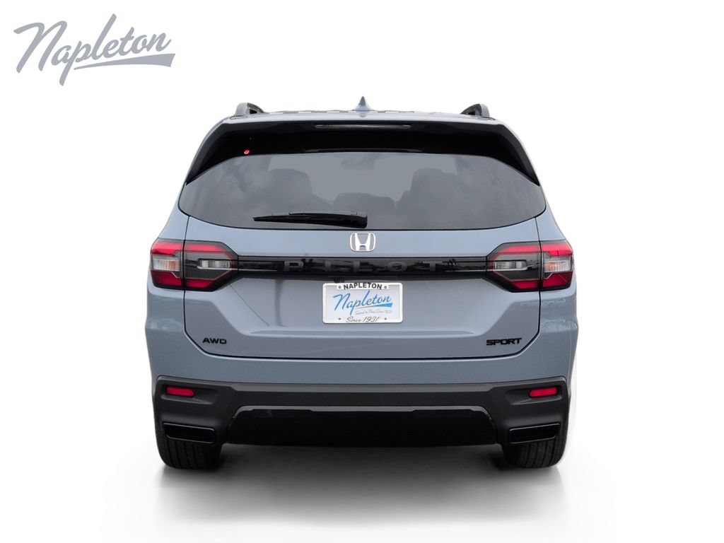 New 2026 Honda Pilot Sport image 4