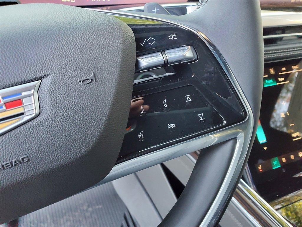 New 2026 Cadillac Escalade Luxury w/ LPO, Floor Liner Package image 16