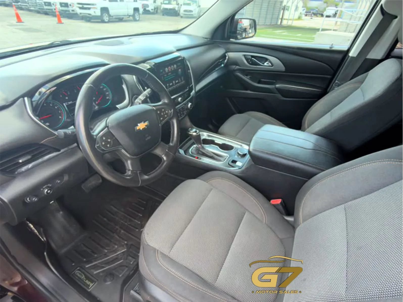 Used 2018 Chevrolet Traverse LT FWD image 9