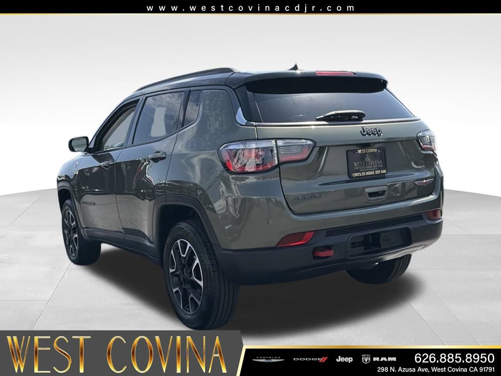 Used 2021 Jeep Compass Trailhawk w/ Sun and Sound Group AWD/4WD image 8
