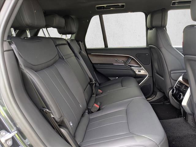 Certified 2023 Land Rover Range Rover SE image 22