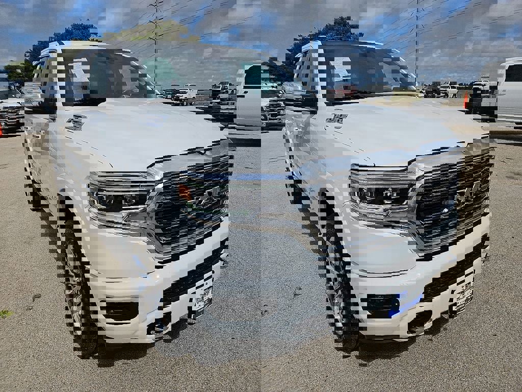 Used 2021 RAM 1500 Limited AWD/4WD image 11