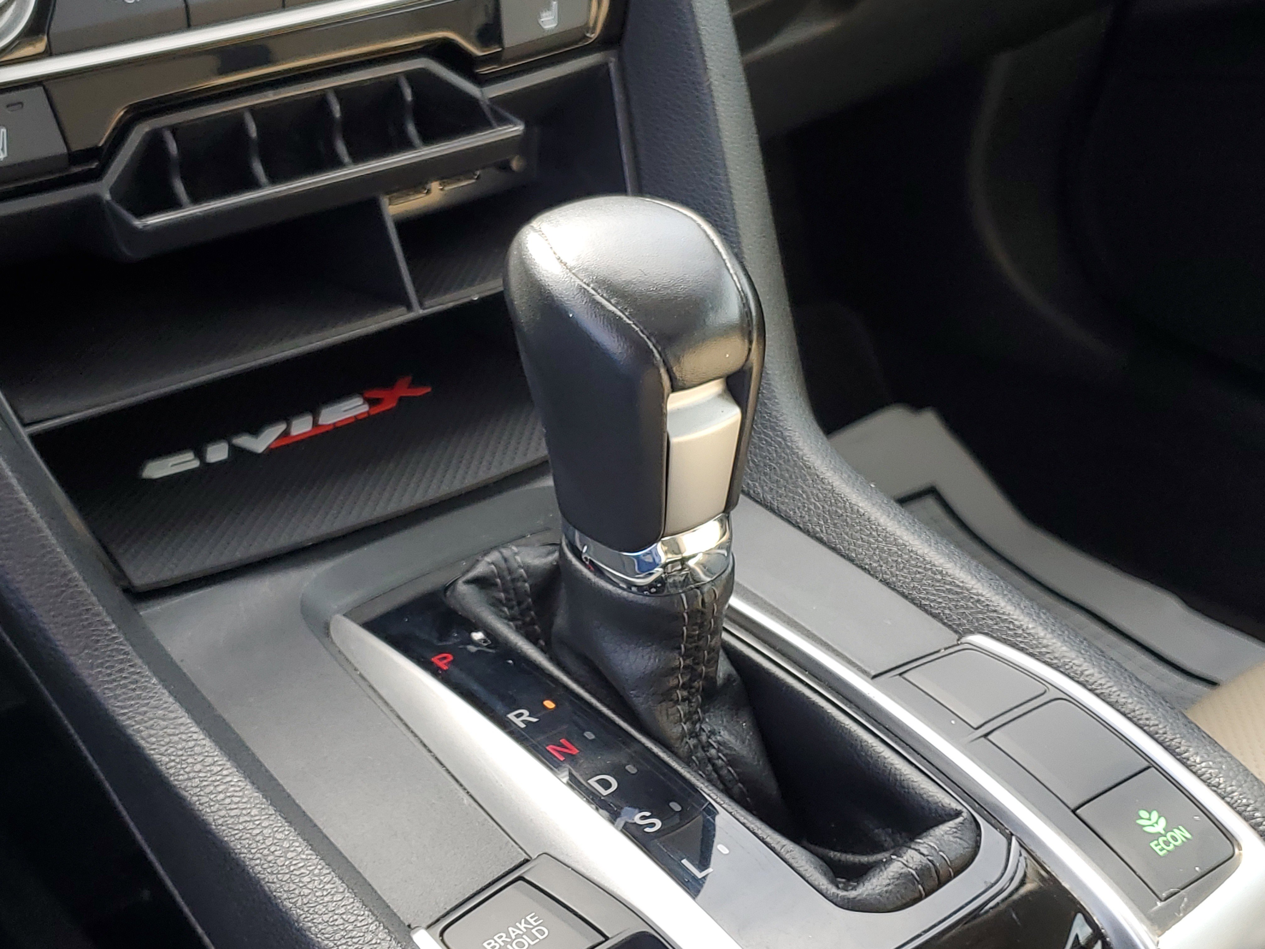 Used 2017 Honda Civic Touring image 24