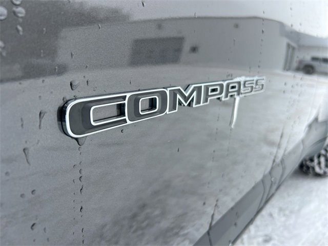 Used 2023 Jeep Compass Latitude w/ Convenience Group image 30