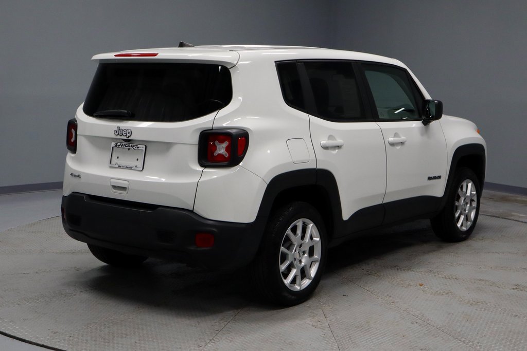 Used 2023 Jeep Renegade Latitude image 12
