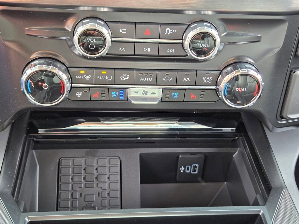 New 2026 Ford F350 Lariat image 20