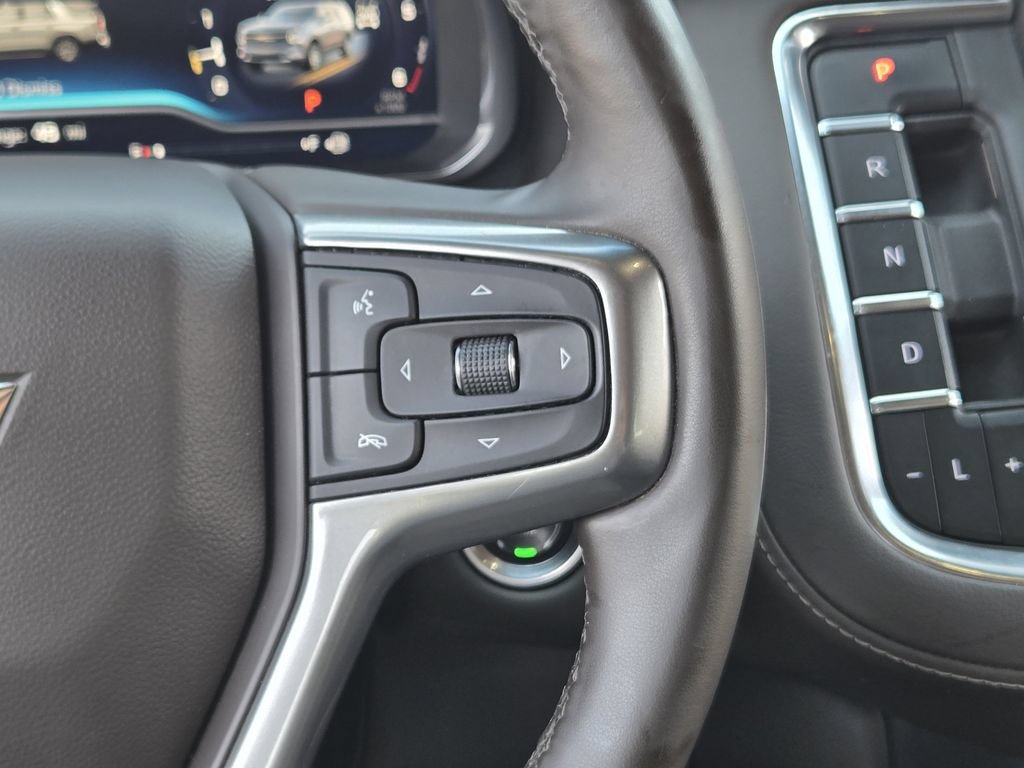 Used 2023 Chevrolet Tahoe Z71 w/ Luxury Package AWD/4WD image 37