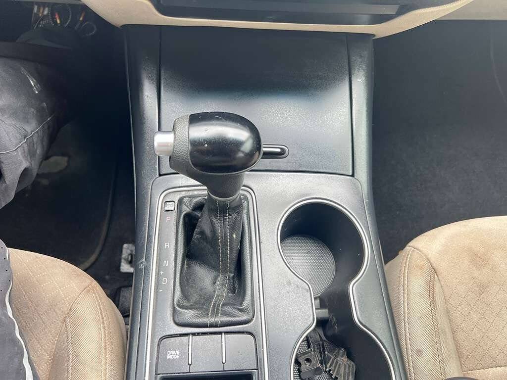 Used 2018 Kia Sorento FWD image 10