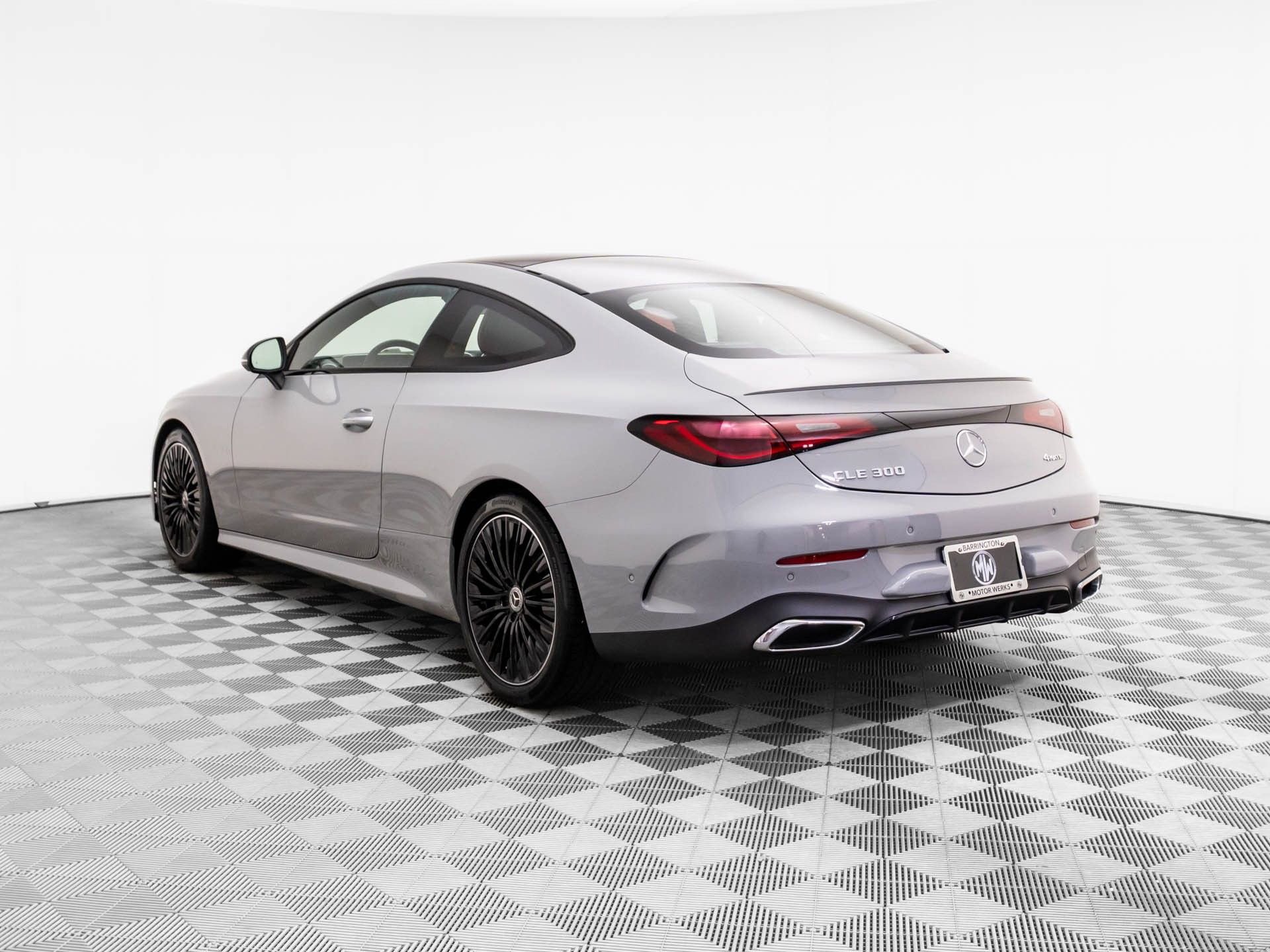 Used 2024 Mercedes-Benz CLE 300 4MATIC Coupe image 3