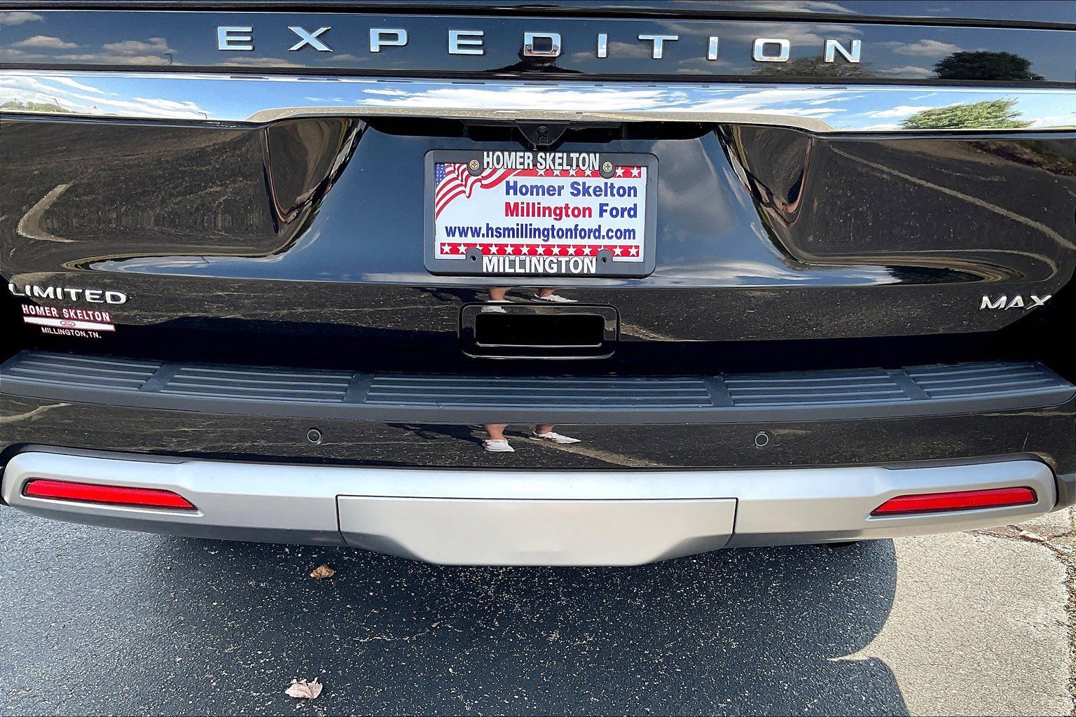 Used 2024 Ford Expedition Max Limited image 9