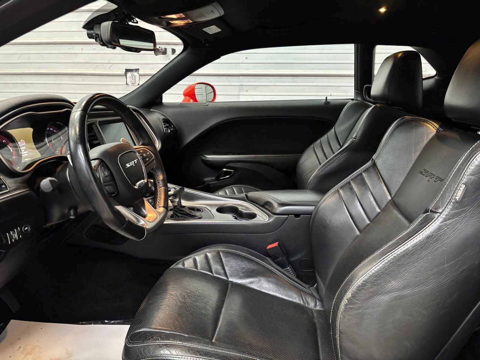 Used 2016 Dodge Challenger SRT Hellcat image 11