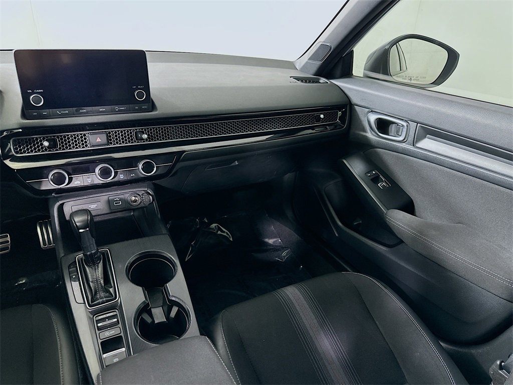 Used 2023 Honda Civic Sport image 19