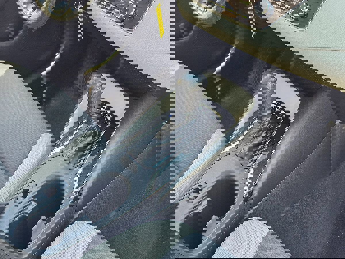 Used 2023 Toyota Corolla LE image 19