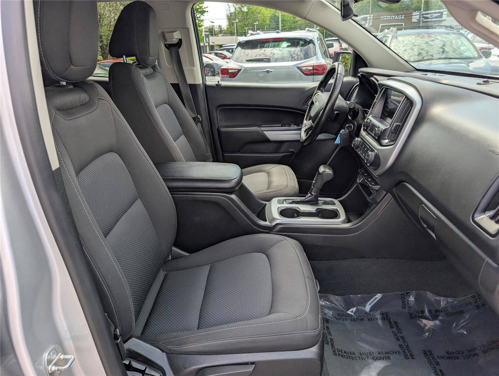 Used 2020 Chevrolet Colorado LT RWD image 11