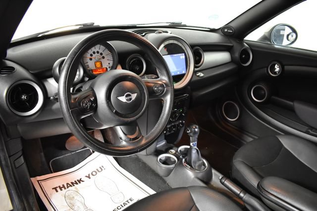 Used 2012 MINI Cooper Roadster FWD image 4
