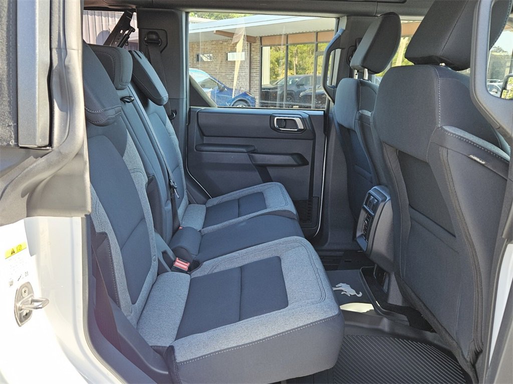 New 2025 Ford Bronco 4-Door image 14