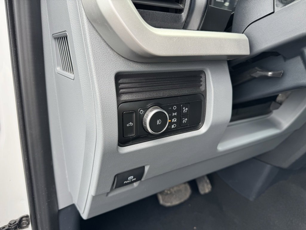 Used 2024 Ford F250 XLT image 4