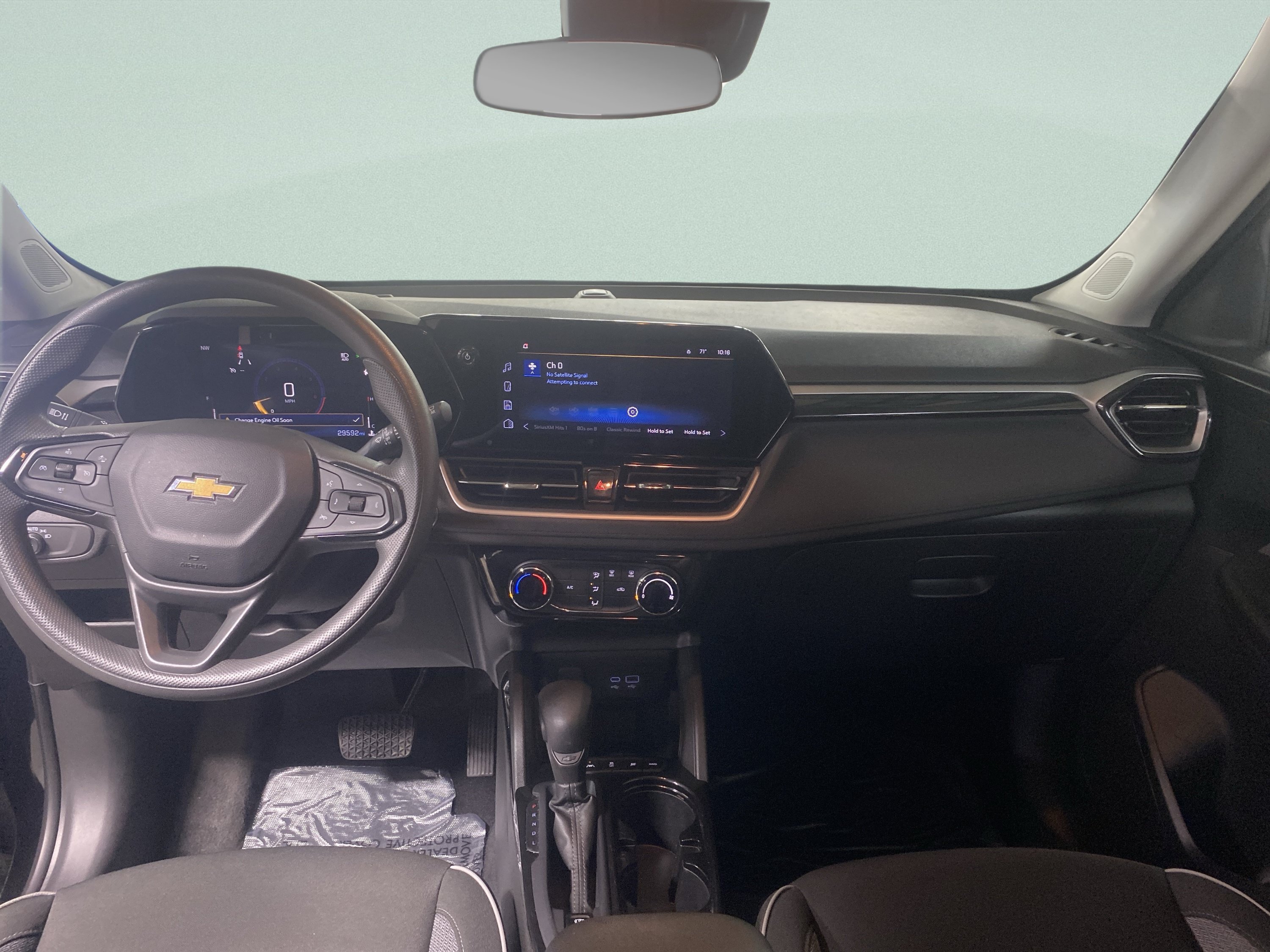 Used 2025 Chevrolet TrailBlazer LT AWD/4WD image 15
