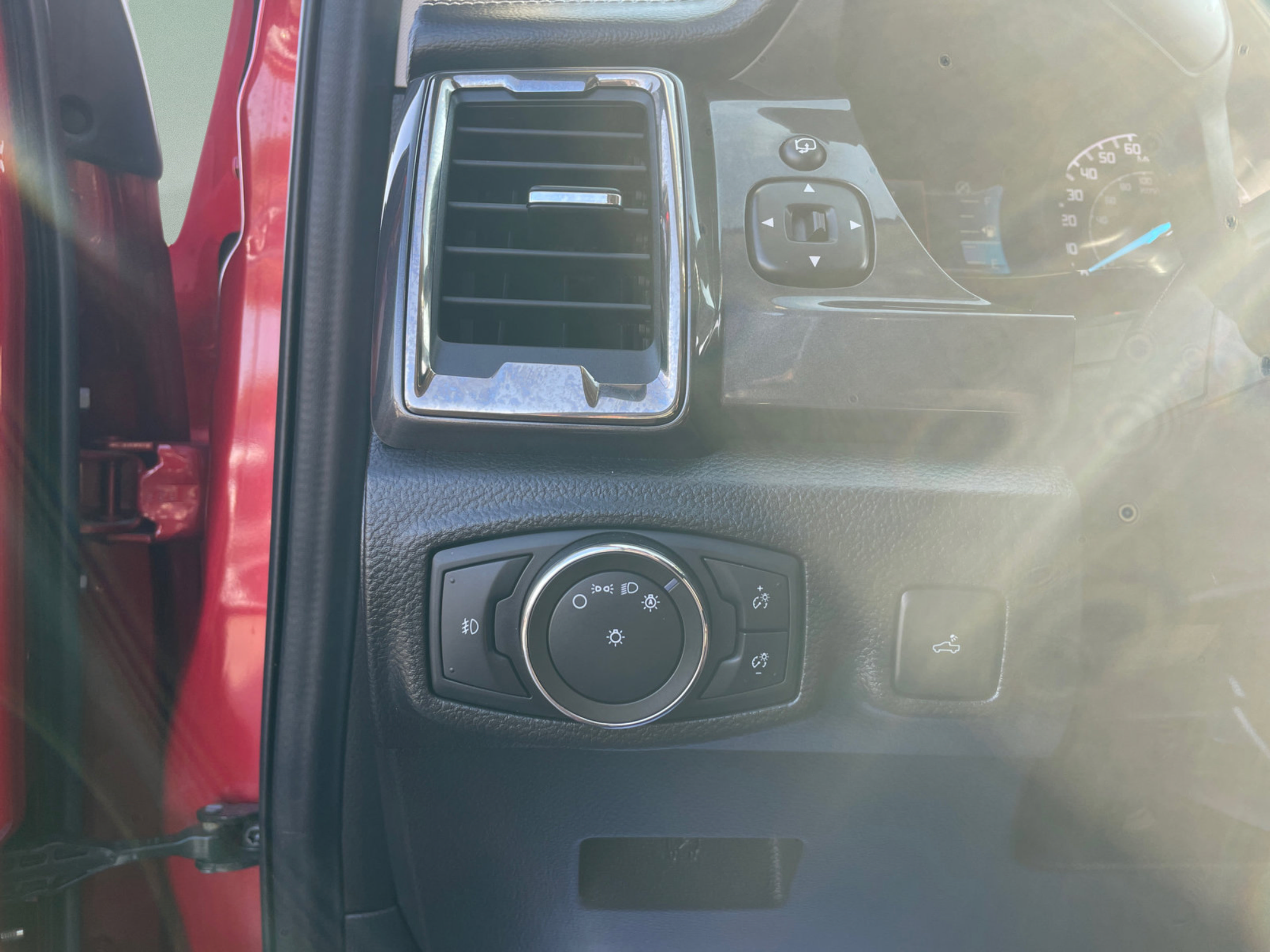 Used 2021 Ford Ranger Lariat w/ Equipment Group 501A High AWD/4WD image 19