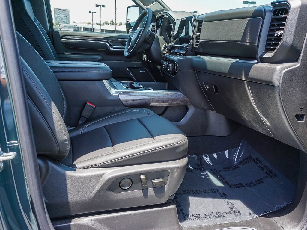 New 2026 Chevrolet Silverado 2500 LTZ w/ Trail Boss Package AWD/4WD image 12