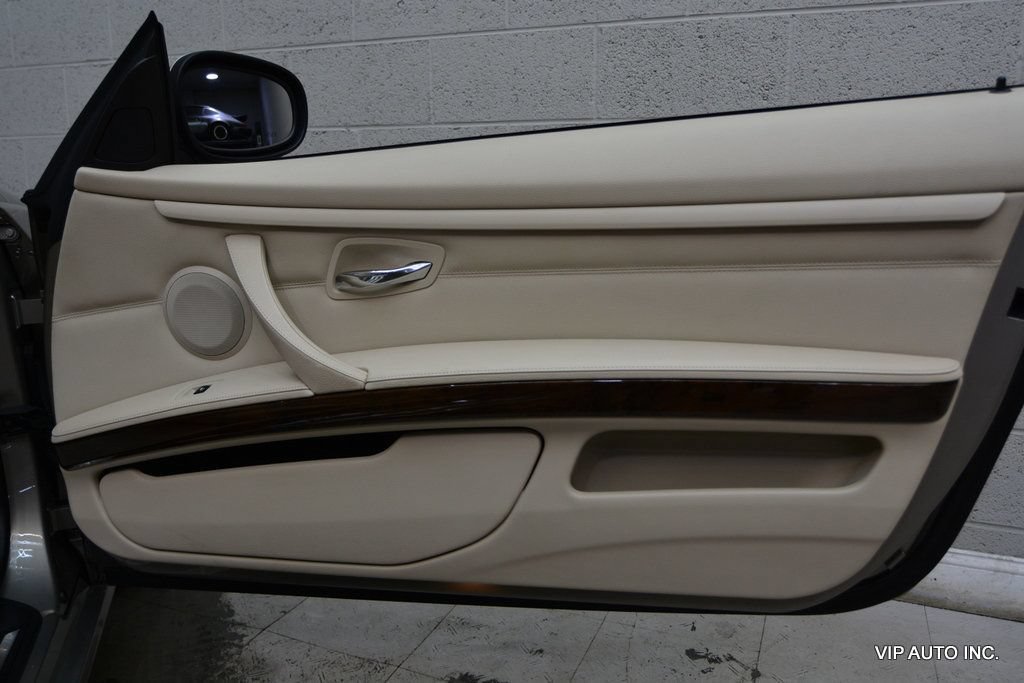 Used 2011 BMW 328i Convertible RWD image 16