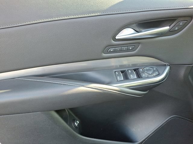 Used 2024 Cadillac XT4 Premium Luxury image 12