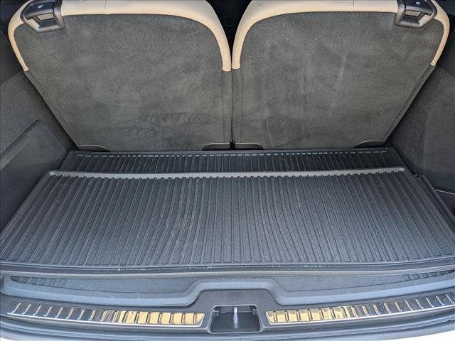 Used 2026 Volvo XC90 B6 Plus w/ Protection Package AWD/4WD image 5
