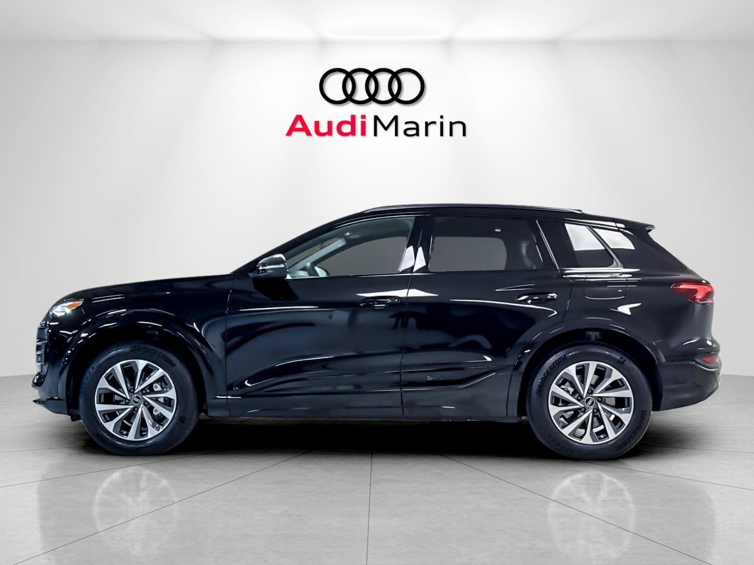 New 2027 Audi Q6 e-tron Premium AWD/4WD image 2