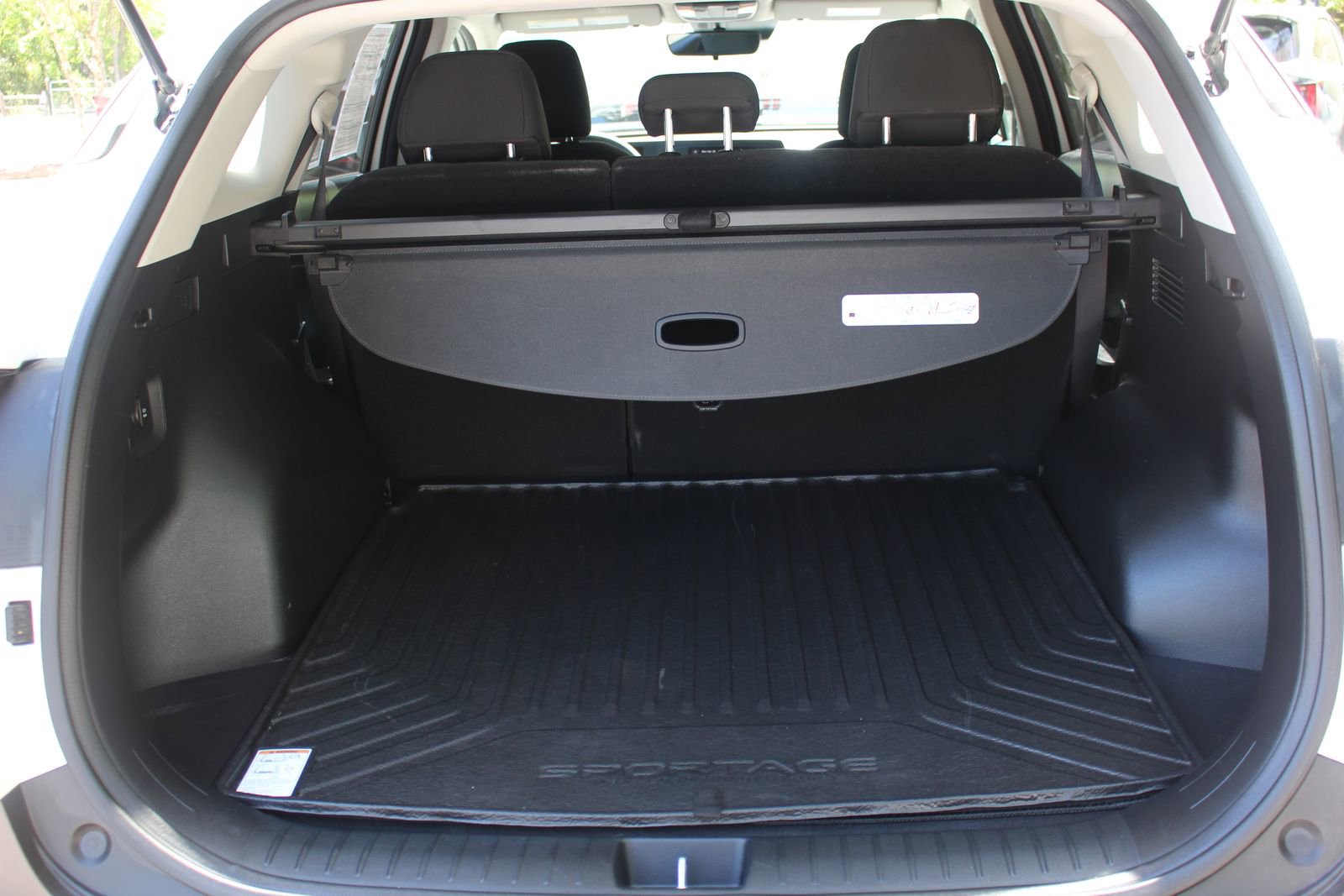 Certified 2023 Kia Sportage LX image 9