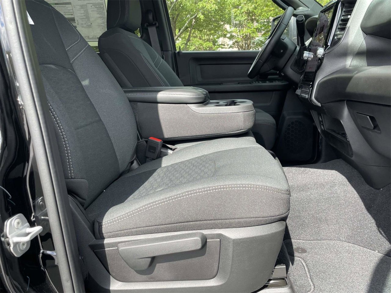 New 2026 RAM 2500 Tradesman image 32