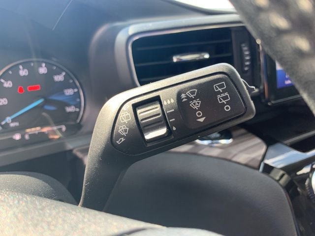 Used 2021 Ford Explorer Limited w/ Equipment Group 301A image 32