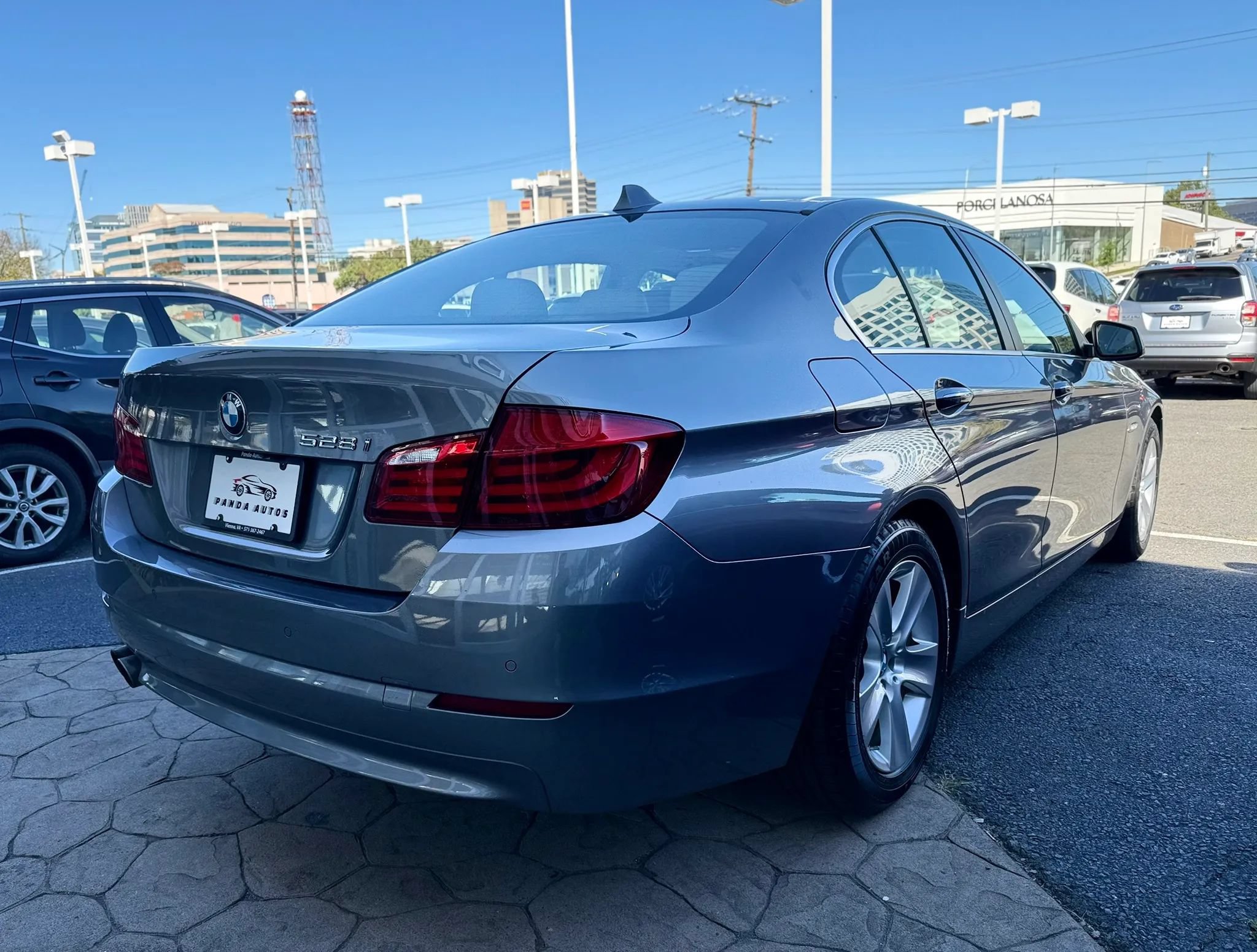 Used 2013 BMW 528i Sedan RWD image 7