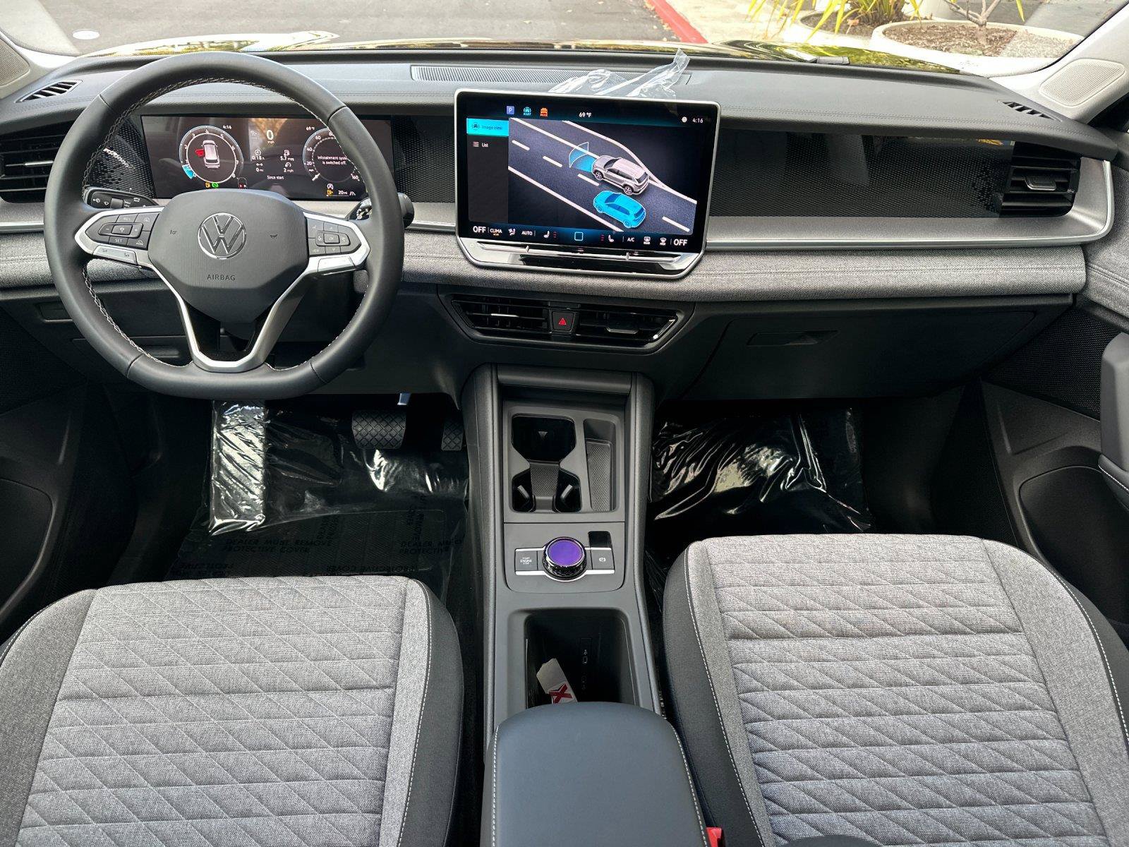 New 2026 Volkswagen Tiguan S AWD/4WD image 12
