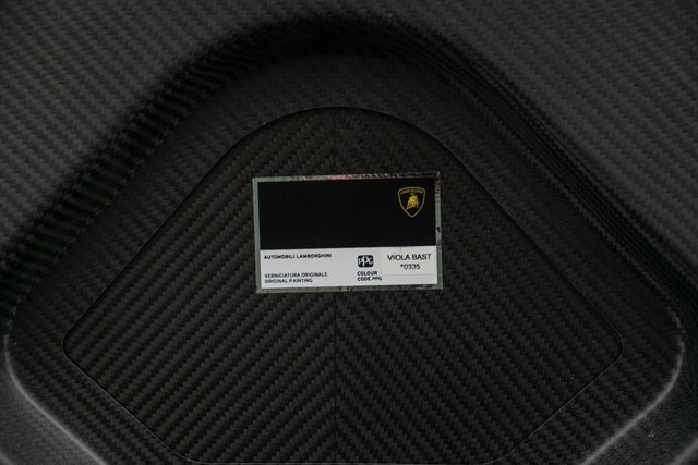 Used 2025 Lamborghini Revuelto image 33
