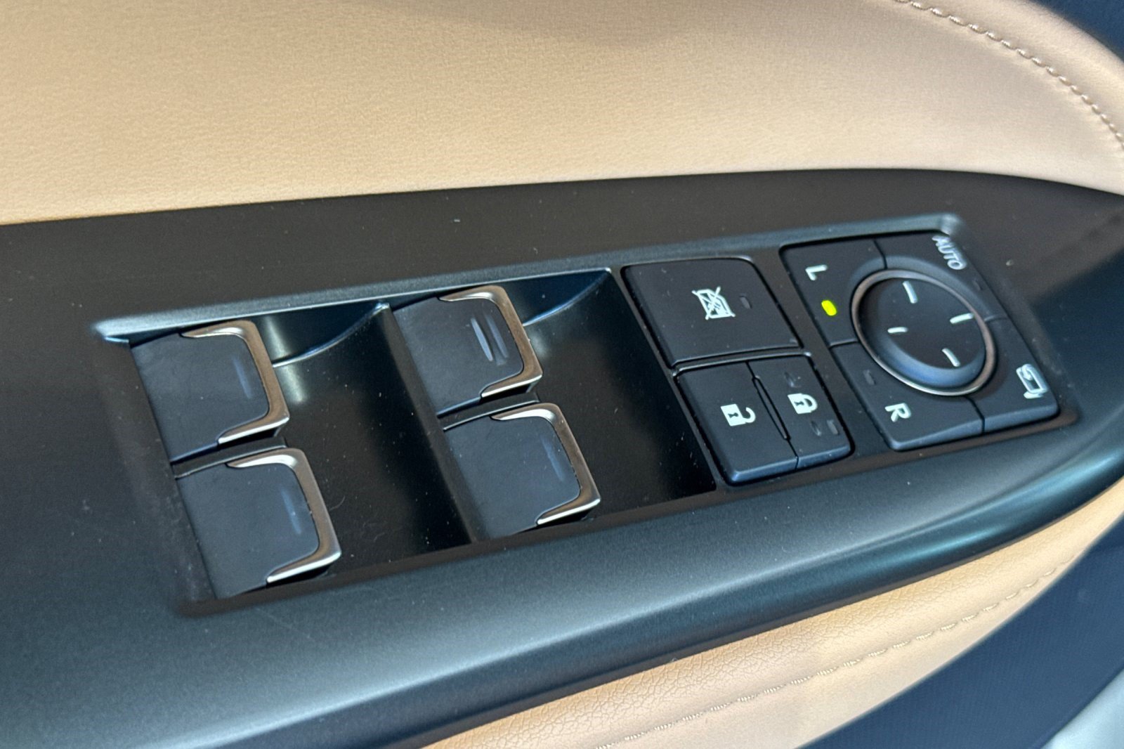 Certified 2024 Lexus NX 250 FWD image 13