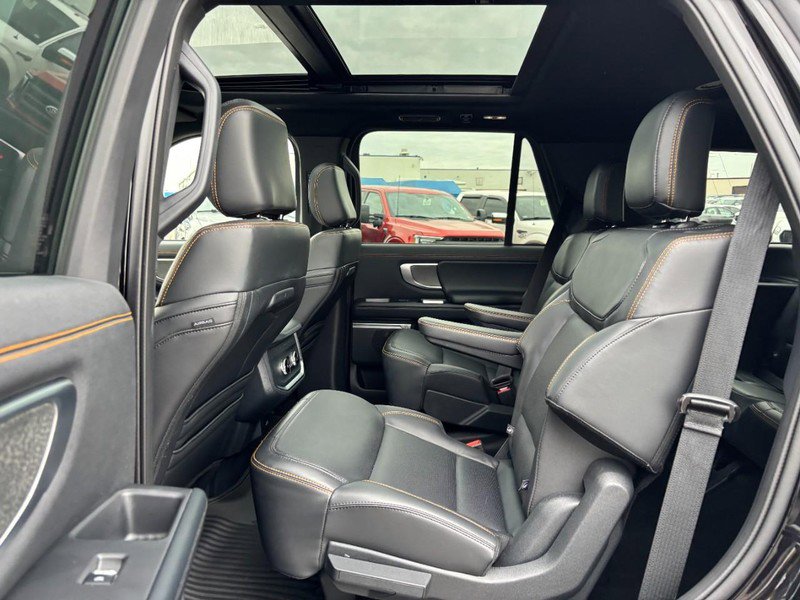 Used 2025 Ford Expedition Tremor image 13
