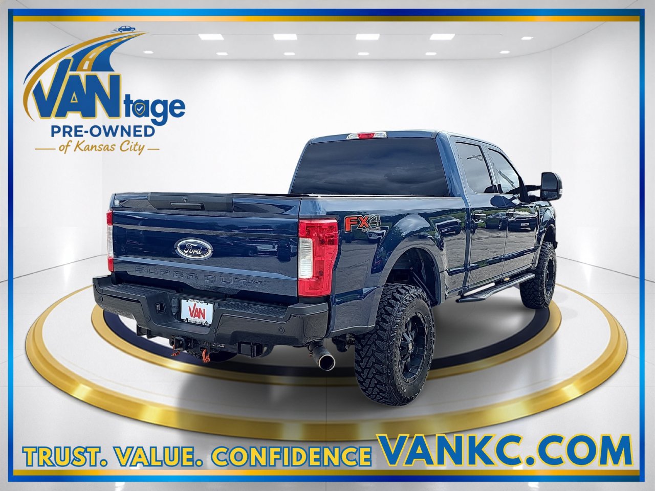 Used 2017 Ford F350 XLT AWD/4WD image 6