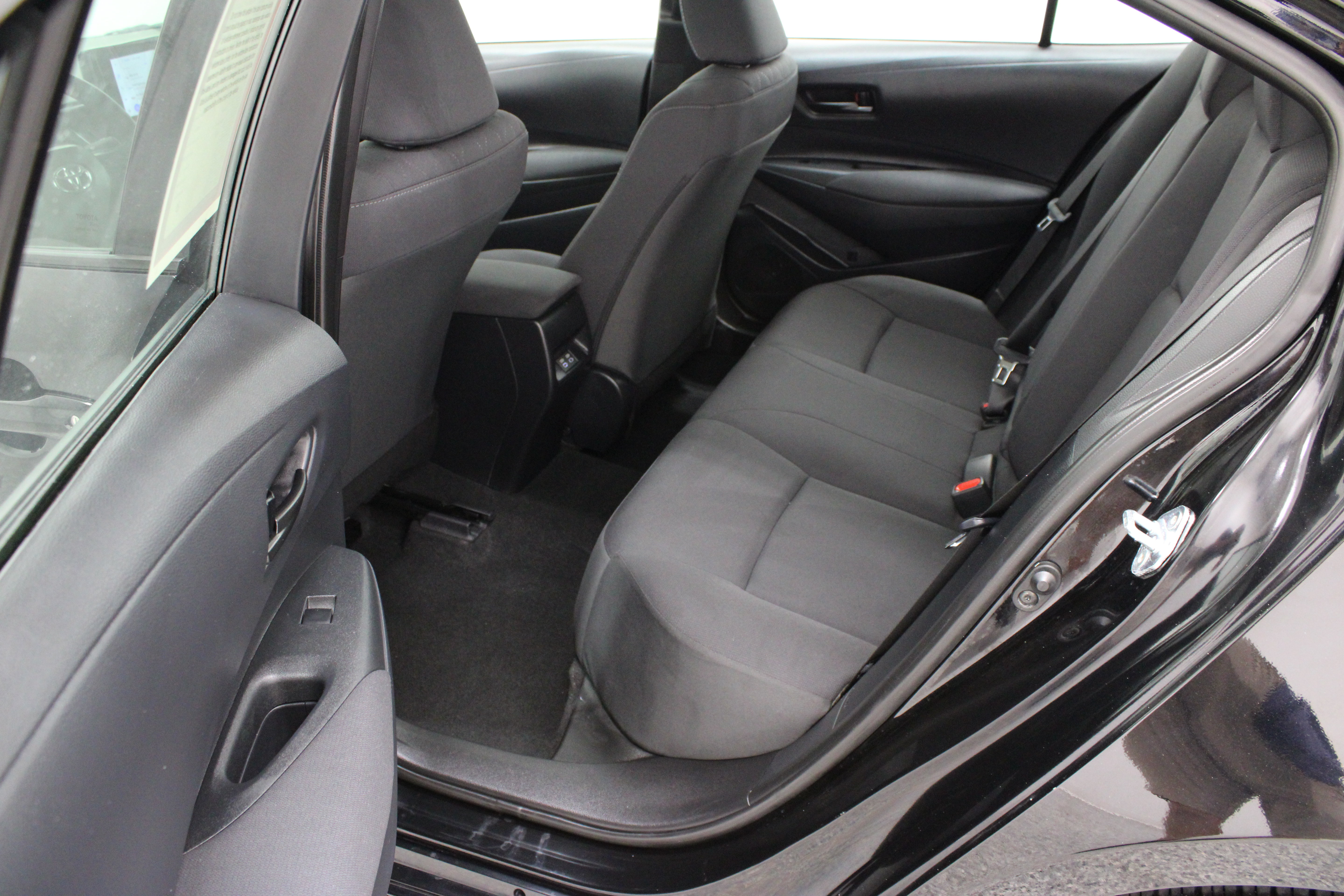 Certified 2026 Toyota Corolla LE FWD image 25