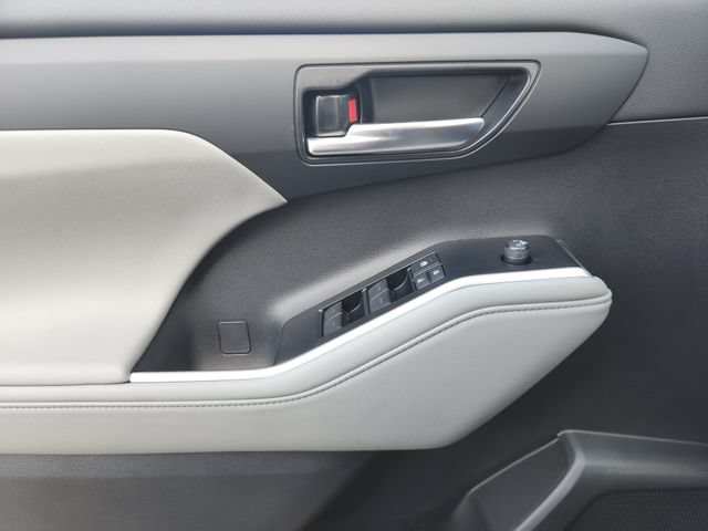 New 2026 Toyota Highlander XLE AWD/4WD image 21