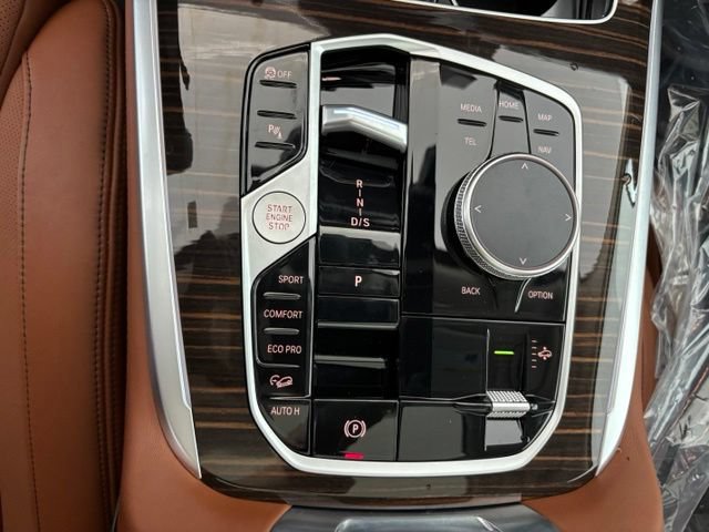 New 2027 BMW X7 xDrive40i AWD/4WD image 10