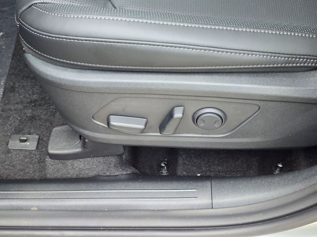 New 2026 Kia Sorento EX image 25