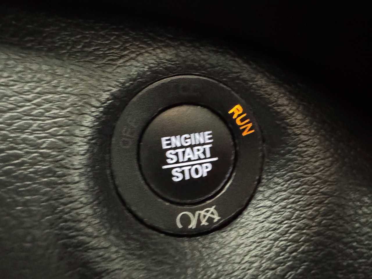 Used 2022 Jeep Cherokee Limited w/ Mopar Interior Package AWD/4WD image 23