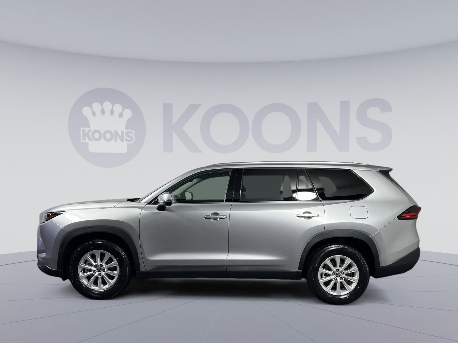 Used 2026 Toyota Grand Highlander XLE image 2